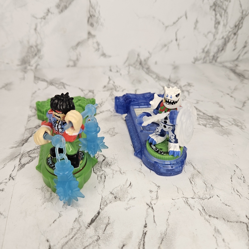 2 Legends of Akedo Powerstorm Mega Strike Controller
